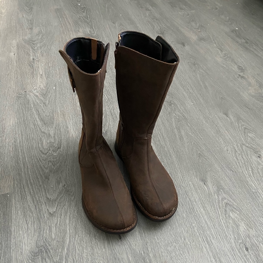 Merrell brown leather Travvy tall waterproof boots